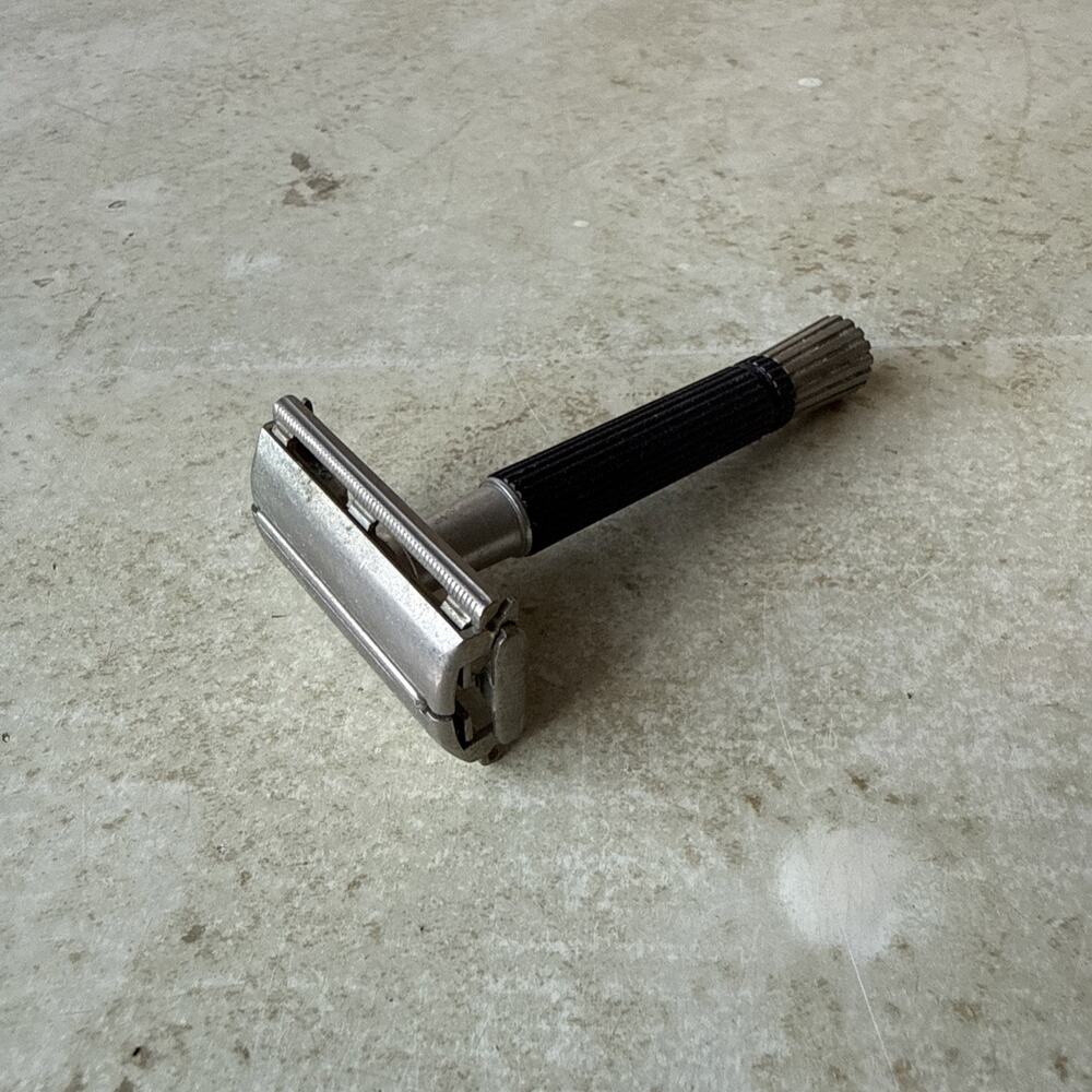 Vintage Gillette Black Safety Razor